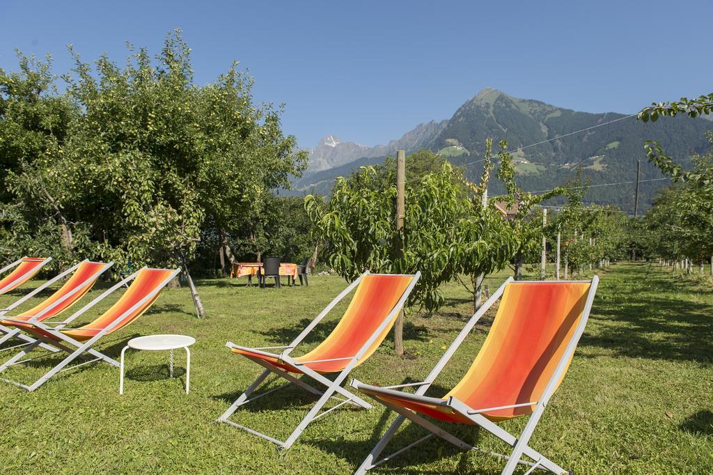 Pension Etschland Tirolo Exteriör bild